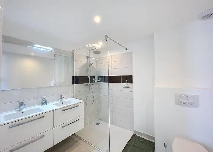 T2 - Avec Piscine Apartment *