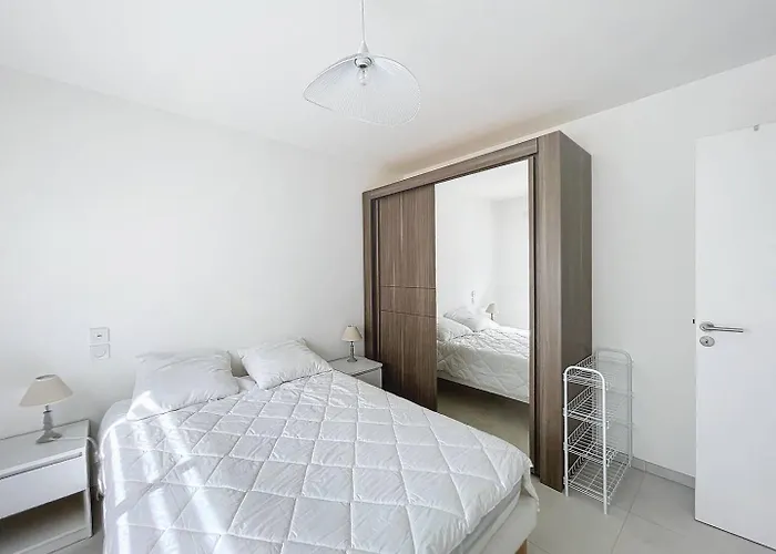 T2 - Avec Piscine Apartment Calvi (Corsica)