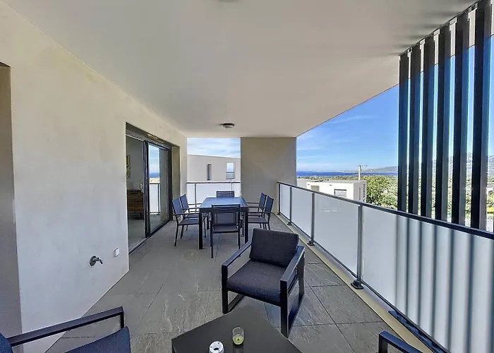 T2 - Avec Piscine Apartment